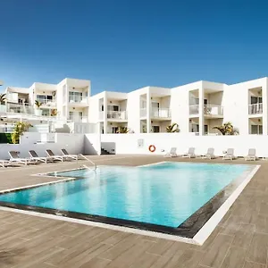 https://apartamento-aguamarina-senator.in-canary-islands.com